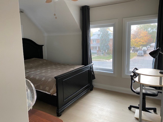 
                         Simcoe Street North Units                                                    